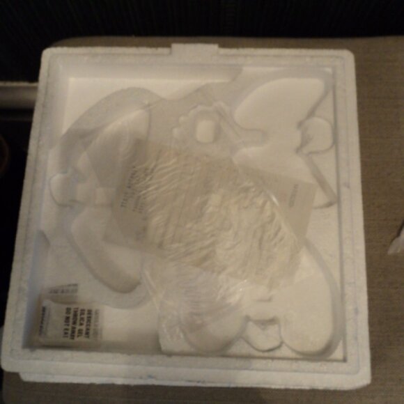 porcelain angel ornaments~ lot of 3 - Picture 7 of 7